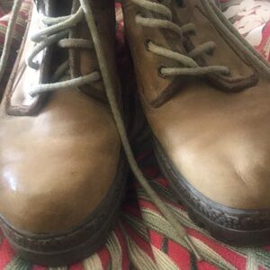 Zodiacs lace up boots